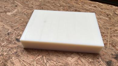 Billot de coupe Nylon 85 shores D  300mmx200mm ep 50mm pour Atelier Commun 